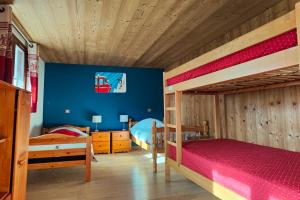 Chalets Chalet Alpina : photos des chambres