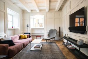 Villa Pacini - just 1,8 km outside Lucca Wall - Pool