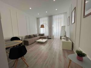 StayIn - Elegant design apartment with garden