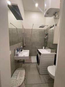 StayIn - Elegant design apartment with garden