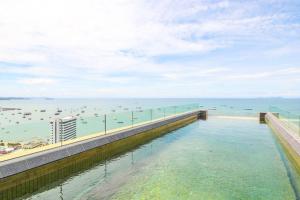 Modern Luxury EDGE 1 Bedroom Seaview Condo