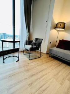 Modern Luxury EDGE 1 Bedroom Seaview Condo