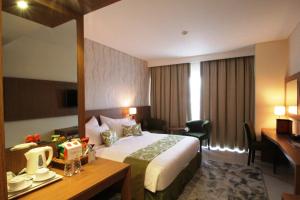 Ijen Suites Resort & Convention