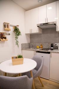 Mathilde - Authentic Studio Saint-Germain Seine Walk