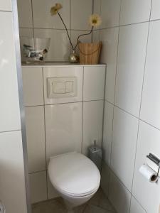 T Huuske tuinappartement met fantastisch uitzicht, nabij Zee