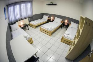 Quadruple Room with Shared Bathroom room in Hostel Seven