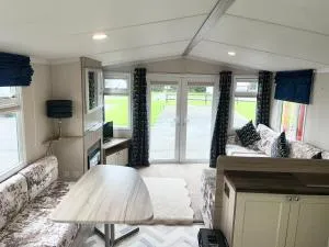 Homely 2 bed chalet tuxford - Laxton