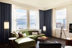 One-Bedroom Suite with Sound View room in The Alexis Royal Sonesta Hotel