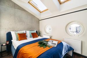 Estery12 - LoftAffair Collection