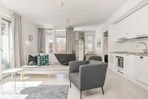 Kotimaailma - Valoisa kolmio Espoon keskustassa - Kauniainen