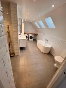 Husie Appartments - Bara