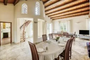 La Maison des Sources - A 20min du Puy du Fou - 勒皮圣博内