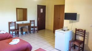 Quadruple Room with Meteora View room in Pineas