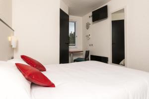 Hotels initial by balladins Saint-Quentin / Gauchy : Chambre Simple