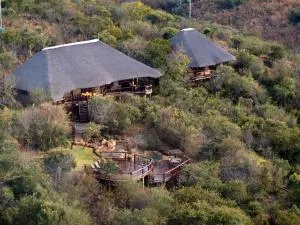 Elephant Rock Private Safari Lodge - Nambiti Private Game Reserve