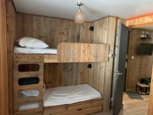 Appart 45 pers prox pistes La Taniacourchevel