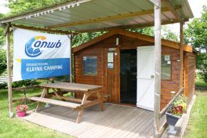 Room in Holiday park - 6 Grass Camping pitches