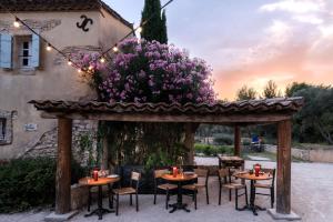Hotels Les Petites Maisons - Hameau des Baux : photos des chambres