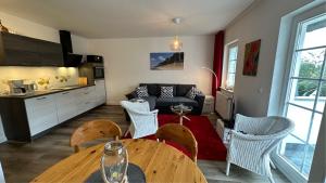 Gemütliche FeWo mit Balkon nahe der Ostsee - 2 Schlafzimmer