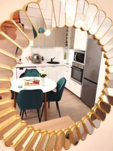 Emerald Apartment On Arena Oradea - Borş