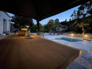 Villa with pool in Pelekas near the beach