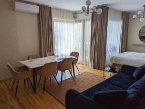 Studio Apartment with Sauna