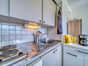 Apartment Vostok Zodiaque-92 by Interhome