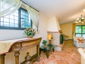 Holiday Home Rosa-Margherita-Lavanda-Ginestra-Gelsomi by Interhome