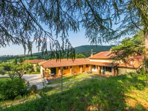 Holiday Home Rosa-Margherita-Lavanda-Ginestra-Gelsomi by Interhome