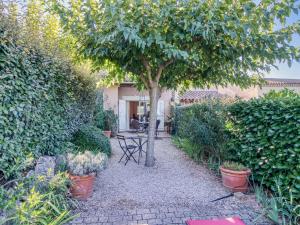Maisons de vacances Holiday Home Bastide Jdg Oie by Interhome : photos des chambres