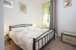 Rooms Split Pezelj
