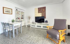 Stunning Apartment In Oropesa Del Mar