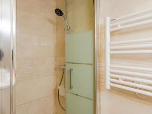 Apartment Mirabeau by Interhome