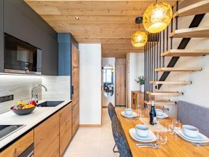 Apartment Rond Point des Pistes - Val Claret-21 by Interhome