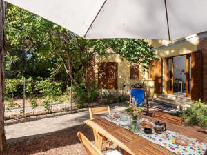 Apartment Il Giglio by Interhome