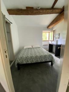 Maisons de vacances Villa Baptiste Spa Sauna Billard Piano ping-pong baby-foot Piscine pres de Bordeaux : photos des chambres