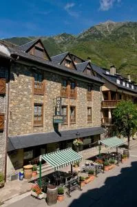 Hotel Avenida Benasque - Castejón de Sos