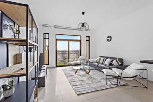 StoneTree - Elegant 1 BR in Madinat Jumeirah Living Rahaal 2