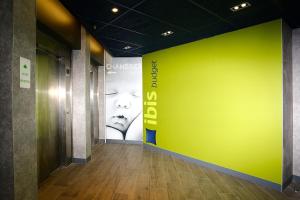 Hotels Ibis Budget Toulon Centre : photos des chambres