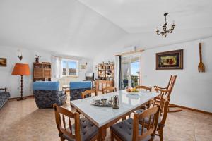 Apartment Tedi with Sea View