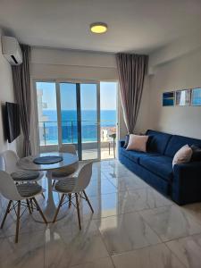 FATHOM Sea View Apartment