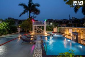 StayVistas Monarch Villa - Terrace Retreat with Pool and Gazebo Bliss