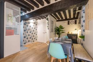 Appartement chic avec patio - 2BR 6P - Le Marais