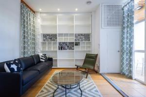 FLORIT FLATS - The Vella Apartment