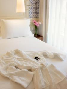 Deluxe Double Room room in H10 Duque de Loule