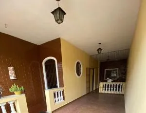 Casa acolhedora e familiar - 坎普斯戈伊塔卡济斯