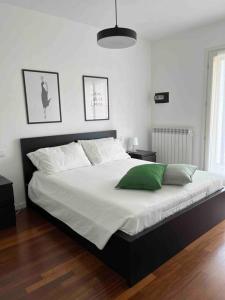 Luminoso trilocale Affori Centro