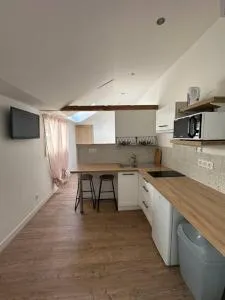 Petite maison avec CLIM - Fossé