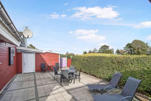 Nice Cottage In Quiet Surroundings Near The Beach