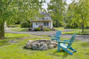 Fire Pit and On-Site Pond Hudson Valley Home!